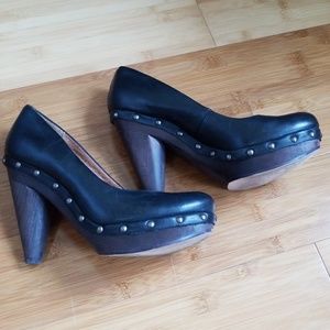 Seychelles wood & leather platform heels